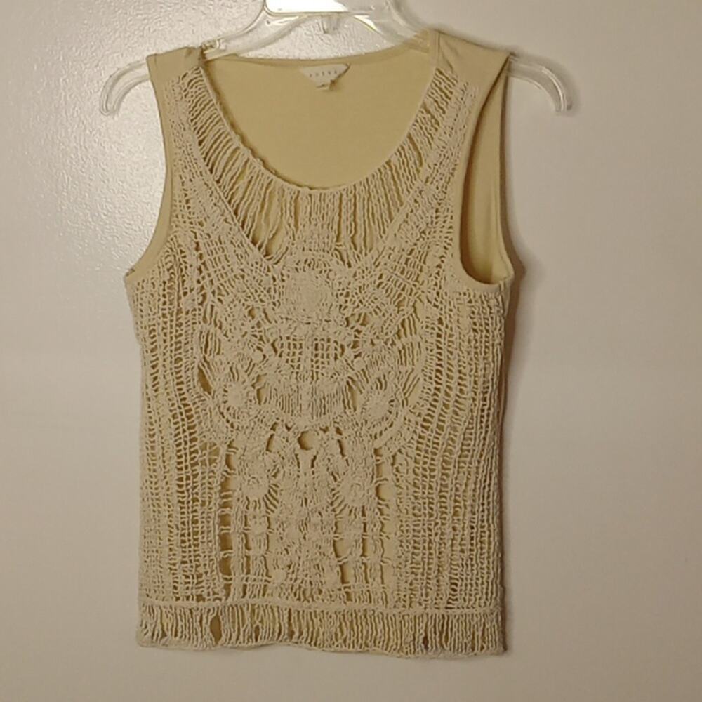 Adiva Womens Vintage Crocheted Small Sleeveless Blouse. Boho,Western,Casual.